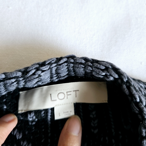NWOT Loft L 3D knit asymmetrical cardigan, zipper, navy blue black - Picture 7 of 10